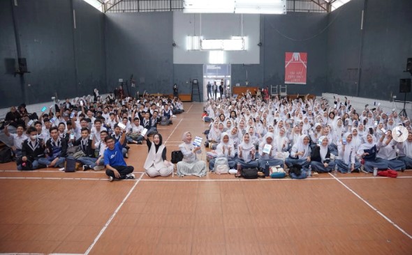 Sosialisasi perdana dilakukan pada Selasa, 5 Agustus 2025 di Aula SMKN 1 Garut